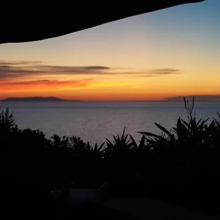 Holiday home Breathtaking Sea View Retreat With Terrace *